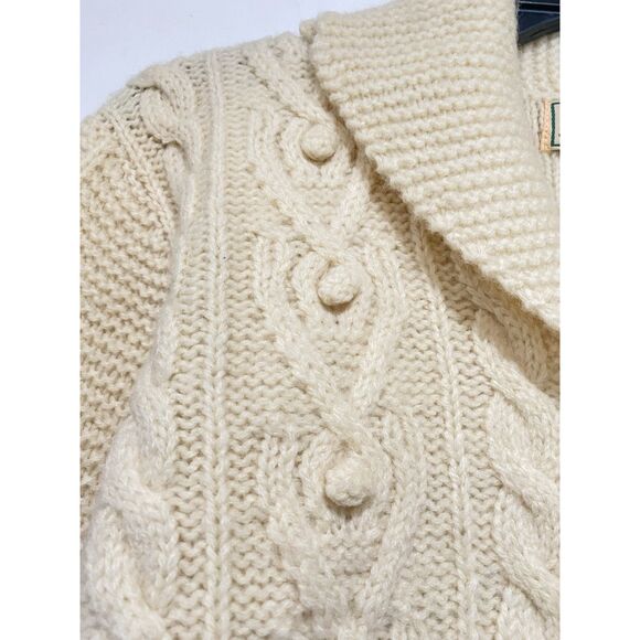 LL Bean Cropped Cardigan Sweater Womens Sz 38 Cream Long Sleeves Button UP - Picture 11 of 16